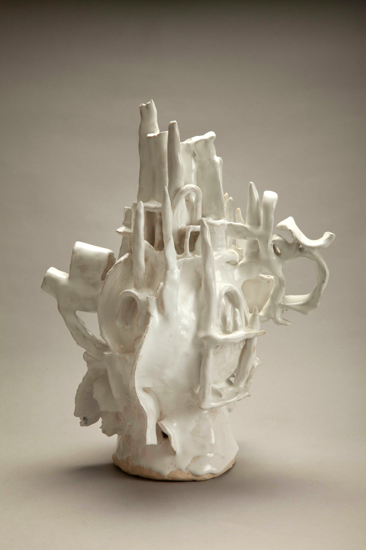 ceramic vessel by Graça Pereira Coutinho